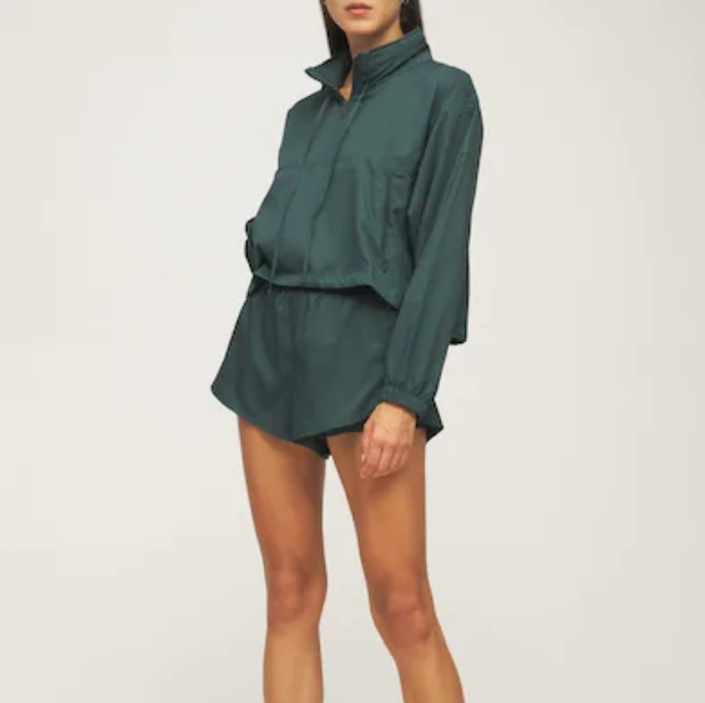 Globe Half Zip Windbreaker Huddle Jacket XS Girlfriend Collective